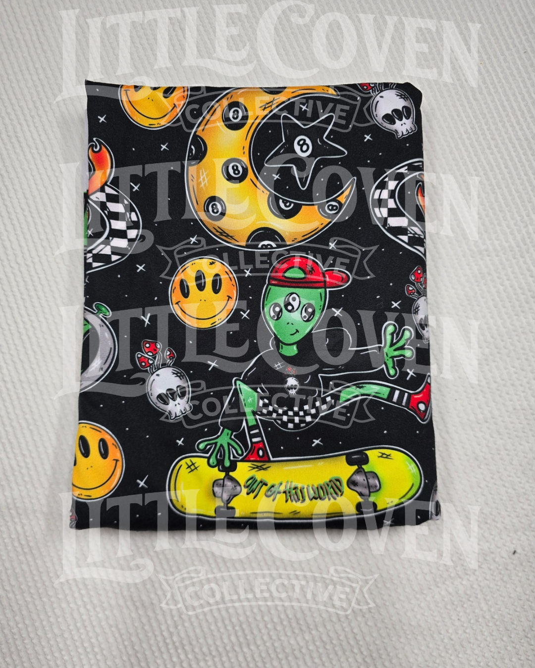 Alien Sk8er Fabric| On Hand Fabric| One Yard| Alternative Inspired| Fabric