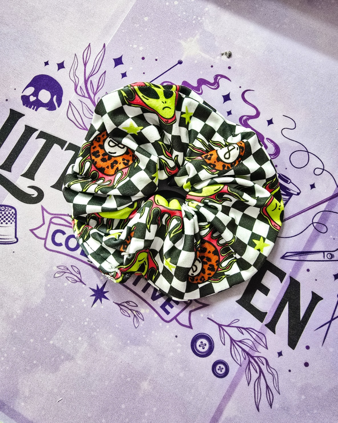 Alien & Vibes Scrunchie | Biggie Size| Accessories|